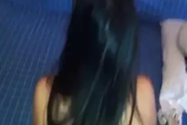 Gadis ABG Bertato Pasrah Digenjot Di Kasur